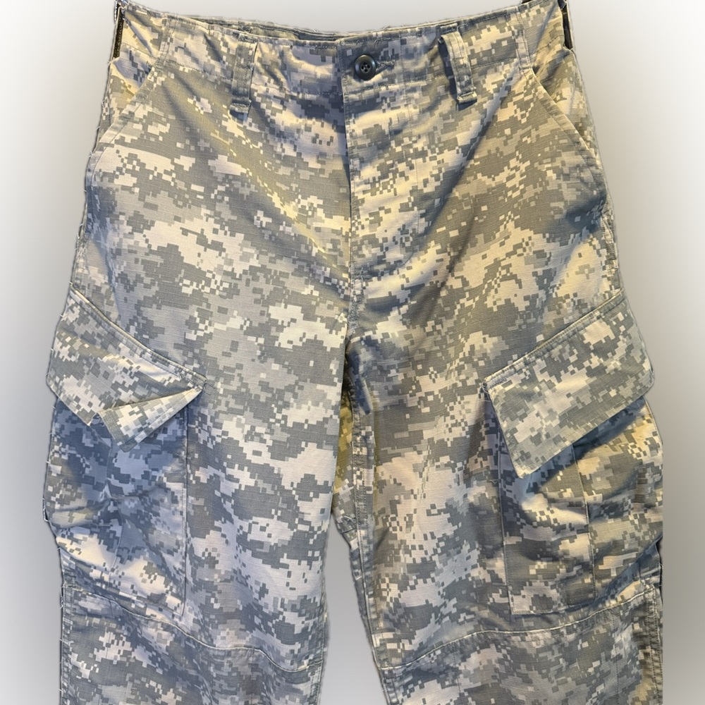Camouflage Cargo Pants - Army Universal/Digital Camo